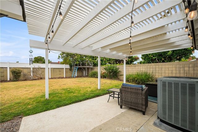 3541 Fela Avenue, Long Beach, CA 90808