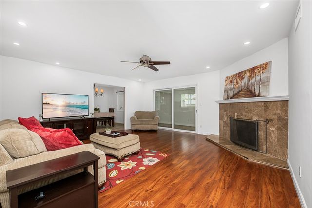 3541 Fela Avenue, Long Beach, CA 90808