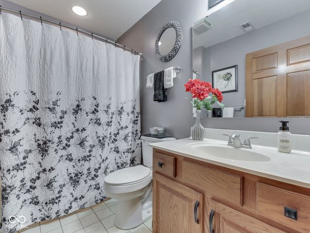 2057 Pelican Drive, Franklin, IN 46131