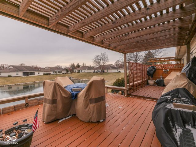 2057 Pelican Drive, Franklin, IN 46131