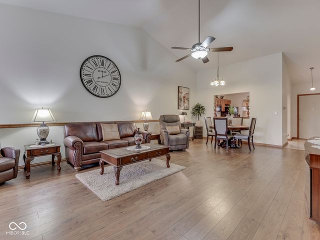 2057 Pelican Drive, Franklin, IN 46131