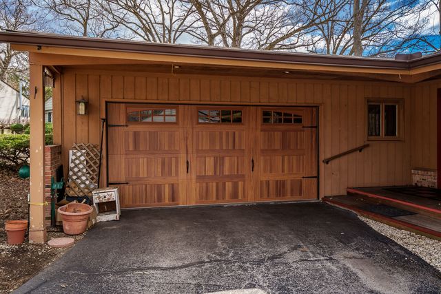 5005 MOHAWK Road, Rockford, IL 61107