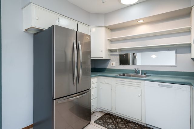 5005 MOHAWK Road, Rockford, IL 61107