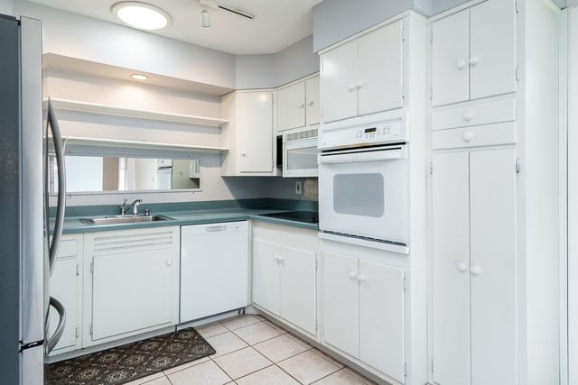 5005 MOHAWK Road, Rockford, IL 61107