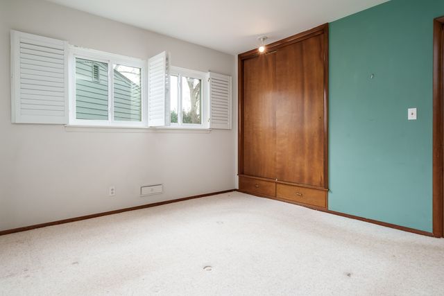 5005 MOHAWK Road, Rockford, IL 61107