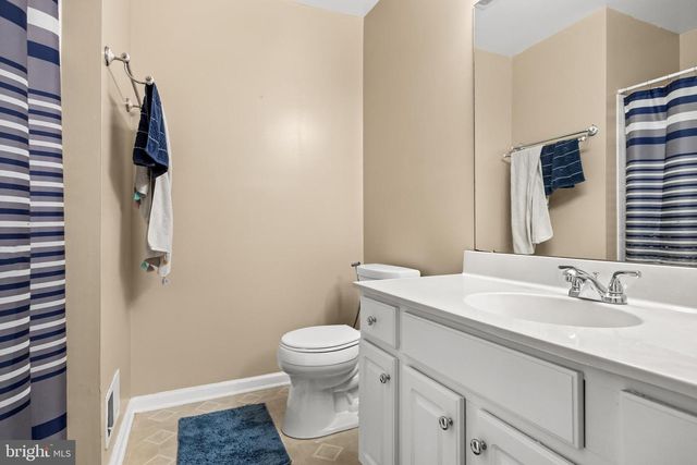 108 TATTERSALL DR, Burlington, NJ 08016