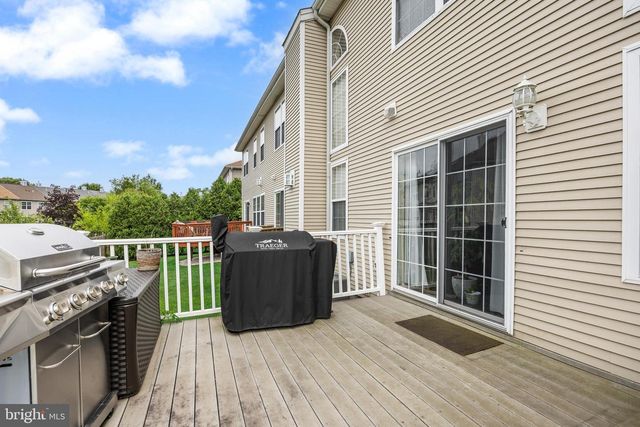 108 TATTERSALL DR, Burlington, NJ 08016