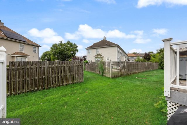 108 TATTERSALL DR, Burlington, NJ 08016