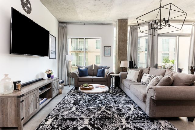 600 12th Ave S Apt 705, Nashville, TN 37203