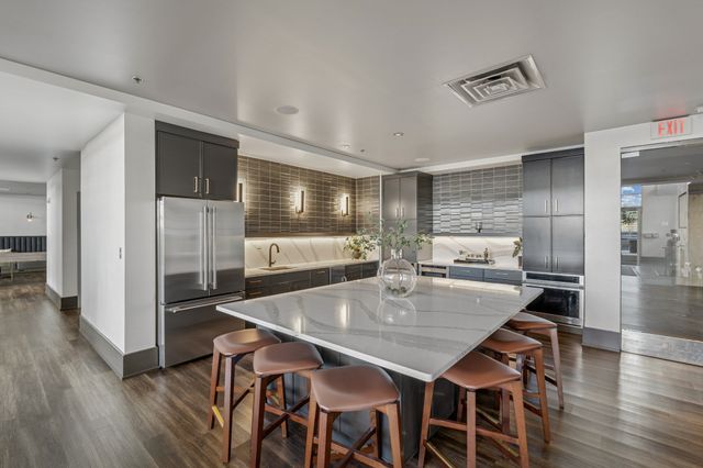 600 12th Ave S Apt 705, Nashville, TN 37203