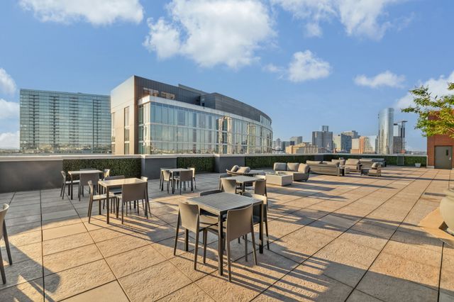 600 12th Ave S Apt 705, Nashville, TN 37203