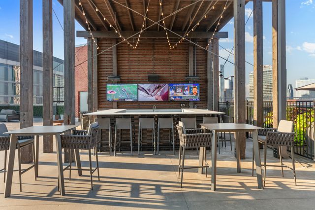 600 12th Ave S Apt 705, Nashville, TN 37203