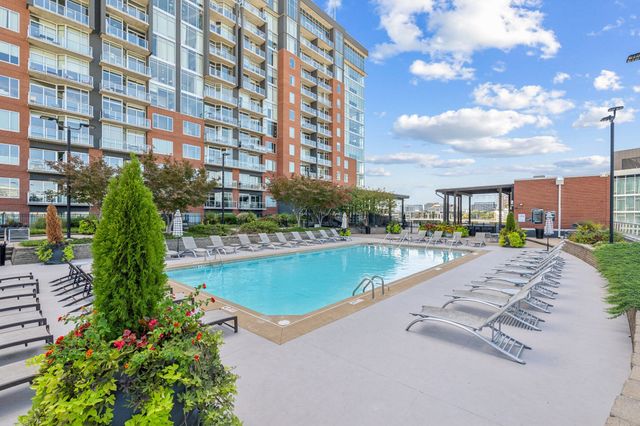 600 12th Ave S Apt 705, Nashville, TN 37203