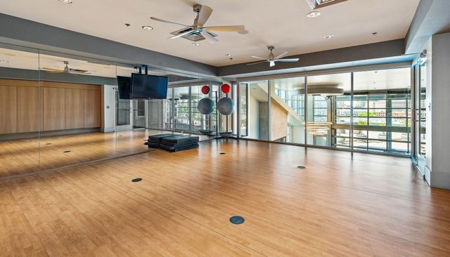 600 12th Ave S Apt 705, Nashville, TN 37203