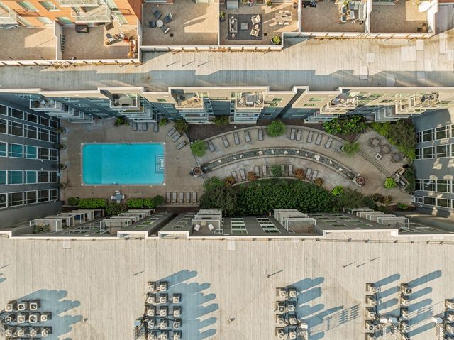 600 12th Ave S Apt 705, Nashville, TN 37203