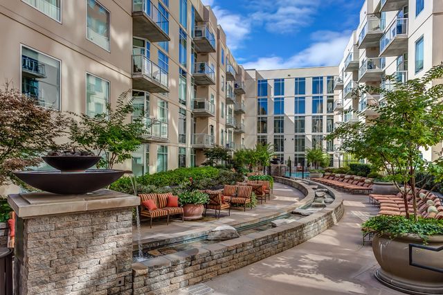 600 12th Ave S Apt 705, Nashville, TN 37203