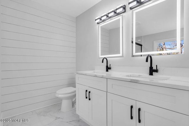 9 Glen Court, Barnegat, NJ 08005