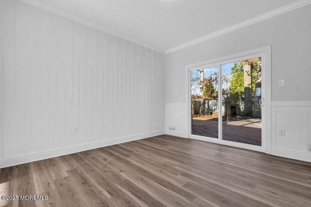 9 Glen Court, Barnegat, NJ 08005