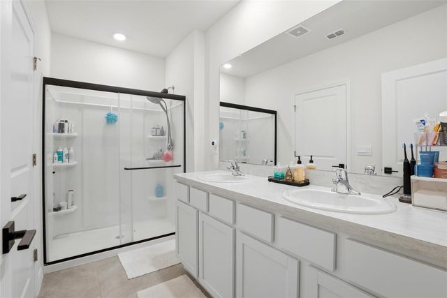 5674 CHORLEYWOOD LANE, Wesley Chapel, FL 33545