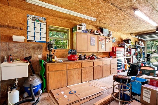665 Private Road 5881, Yantis, TX 75497