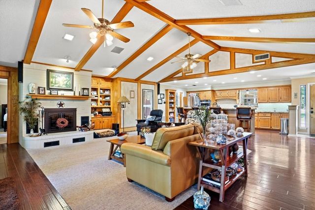 665 Private Road 5881, Yantis, TX 75497
