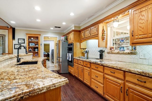 665 Private Road 5881, Yantis, TX 75497