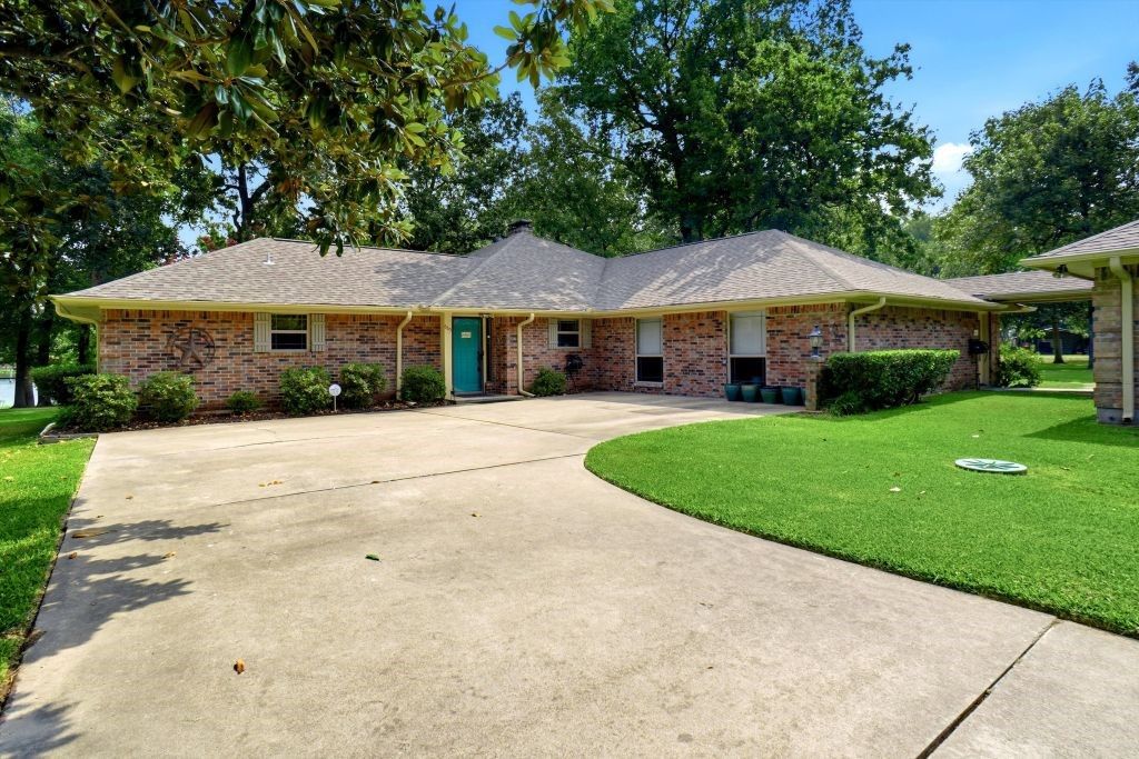 665 Private Road 5881, Yantis, TX 75497