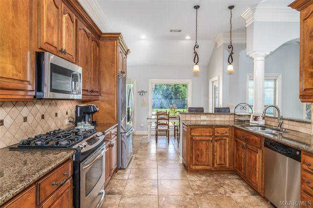9001 Pennington Place, Montgomery, AL 36117