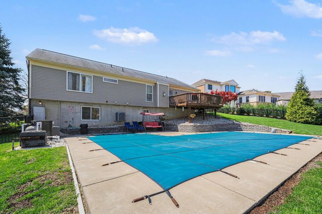 2220 Treetop Lane, Hebron, KY 41048