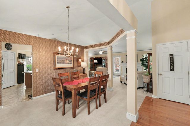 2220 Treetop Lane, Hebron, KY 41048