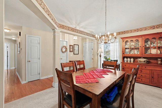2220 Treetop Lane, Hebron, KY 41048