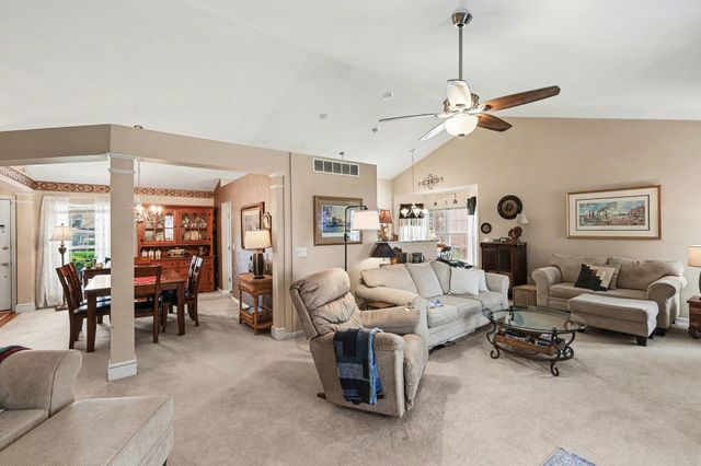 2220 Treetop Lane, Hebron, KY 41048
