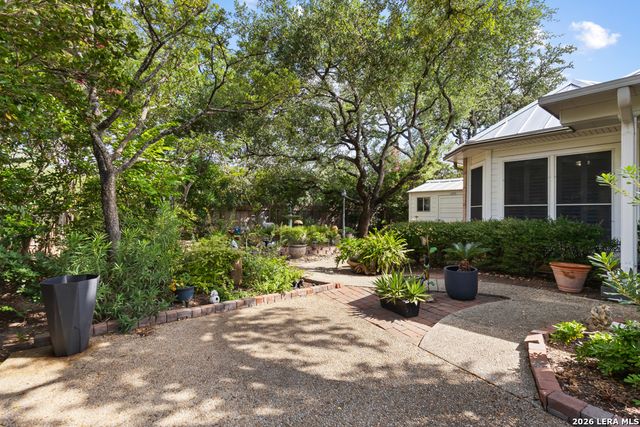 2618 Fairfield Bend Drive, San Antonio, TX 78231