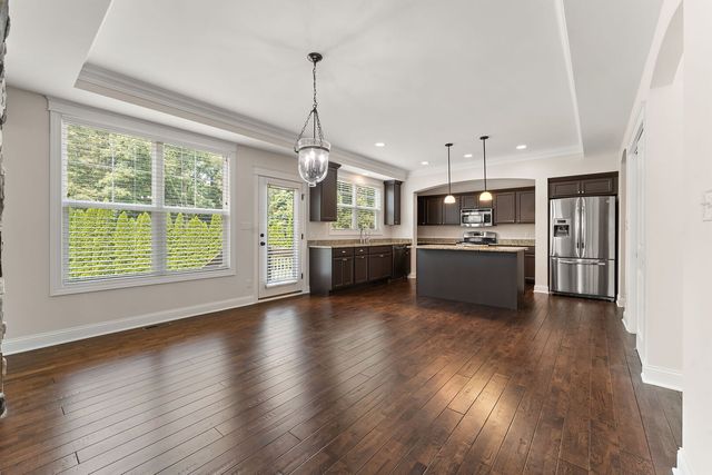 98 Muirfield Drive, Valparaiso, IN 46385