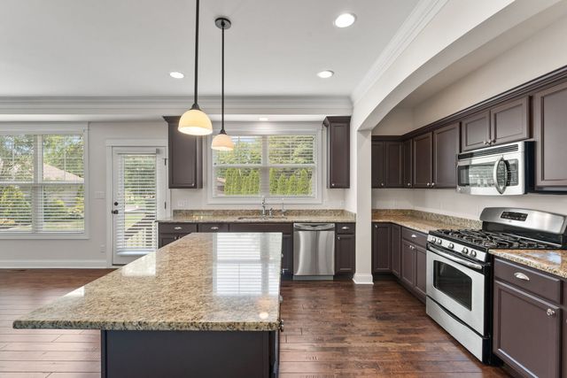 98 Muirfield Drive, Valparaiso, IN 46385