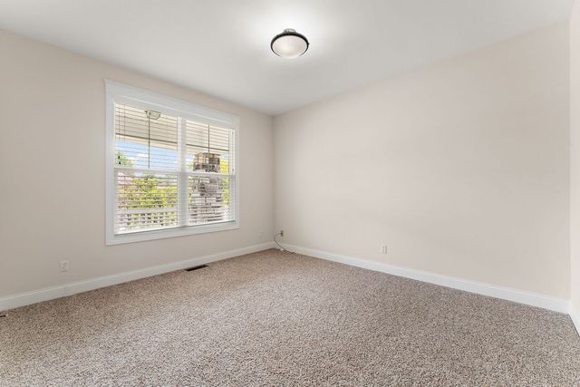 98 Muirfield Drive, Valparaiso, IN 46385