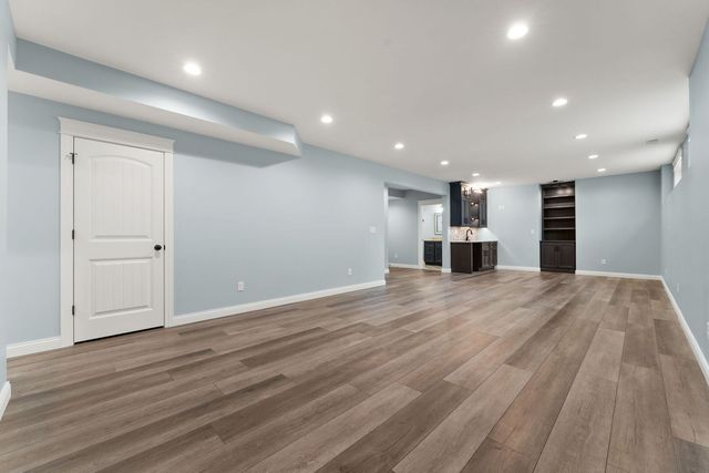 98 Muirfield Drive, Valparaiso, IN 46385