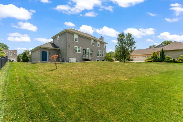 98 Muirfield Drive, Valparaiso, IN 46385