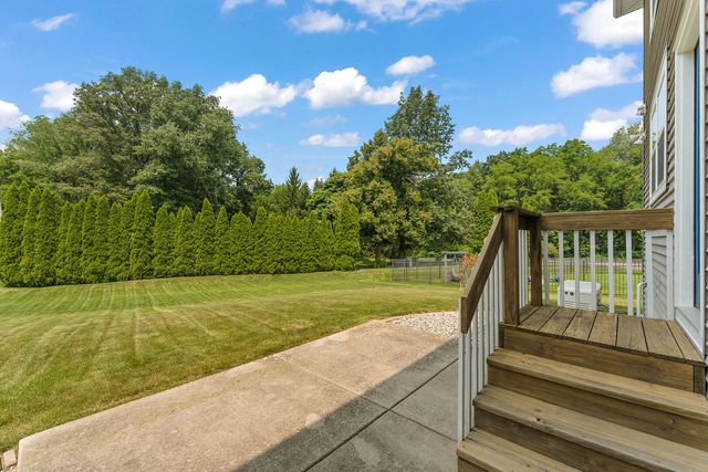 98 Muirfield Drive, Valparaiso, IN 46385