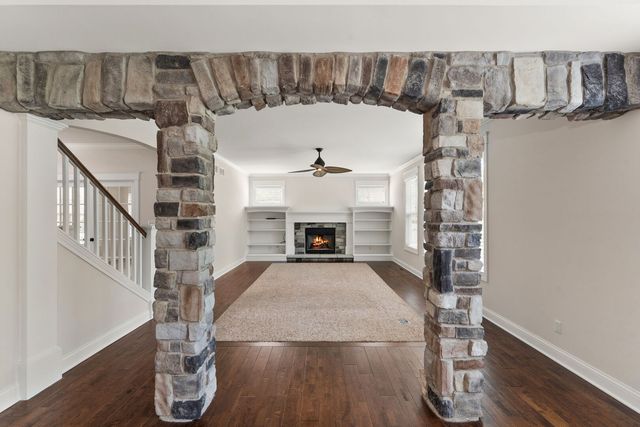98 Muirfield Drive, Valparaiso, IN 46385