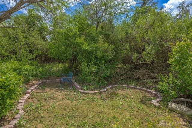 1128 Heathgate Way, Fairborn, OH 45324