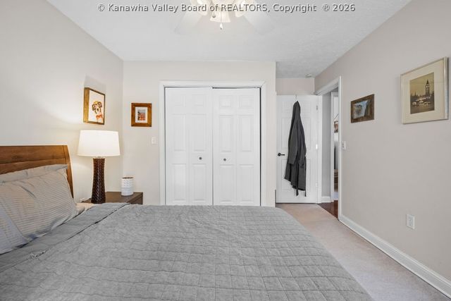 218 Pine Circle, Dunbar, WV 25064