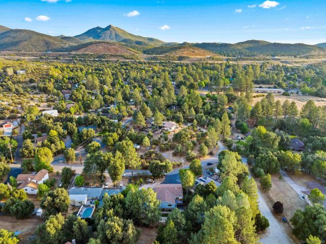28960 Cedar Lane, Pine Valley, CA 91962
