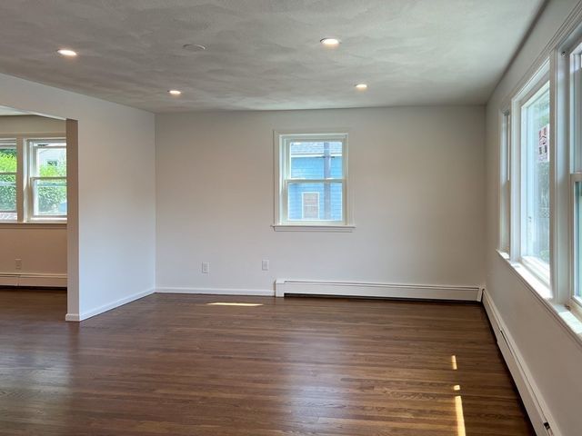 22 Chandler St 2, Watertown, MA 02472