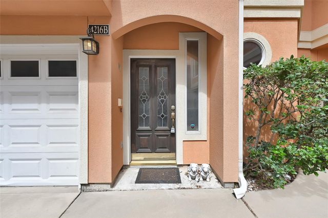 4216 Childress Street, Houston, TX 77005