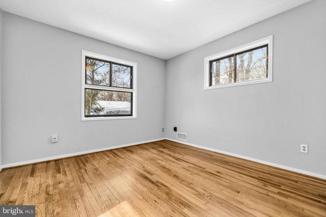 1601 FORBES ST, Rockville, MD 20851