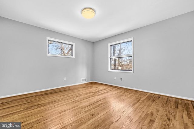 1601 FORBES ST, Rockville, MD 20851