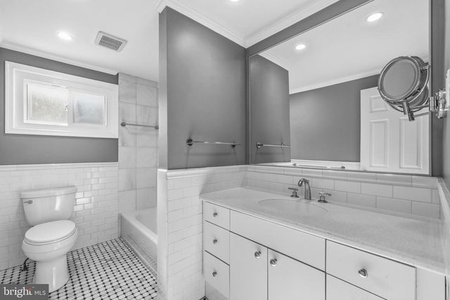 1601 FORBES ST, Rockville, MD 20851