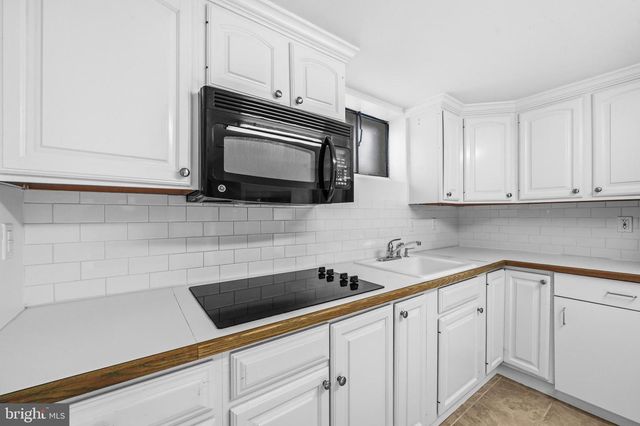 1601 FORBES ST, Rockville, MD 20851