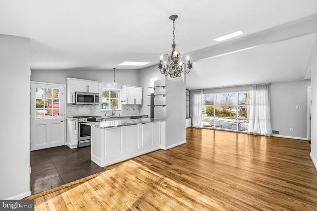 1601 FORBES ST, Rockville, MD 20851